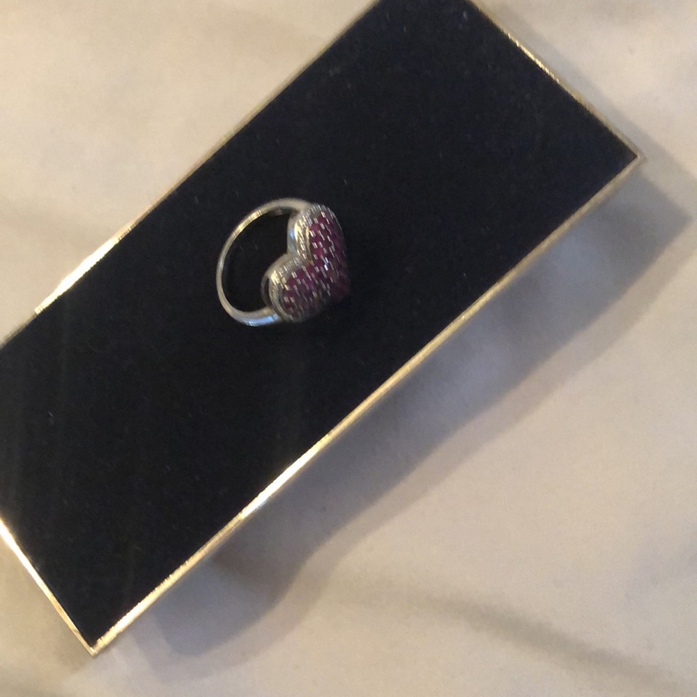Heart ♥️ Ring - Picture 3 of 4